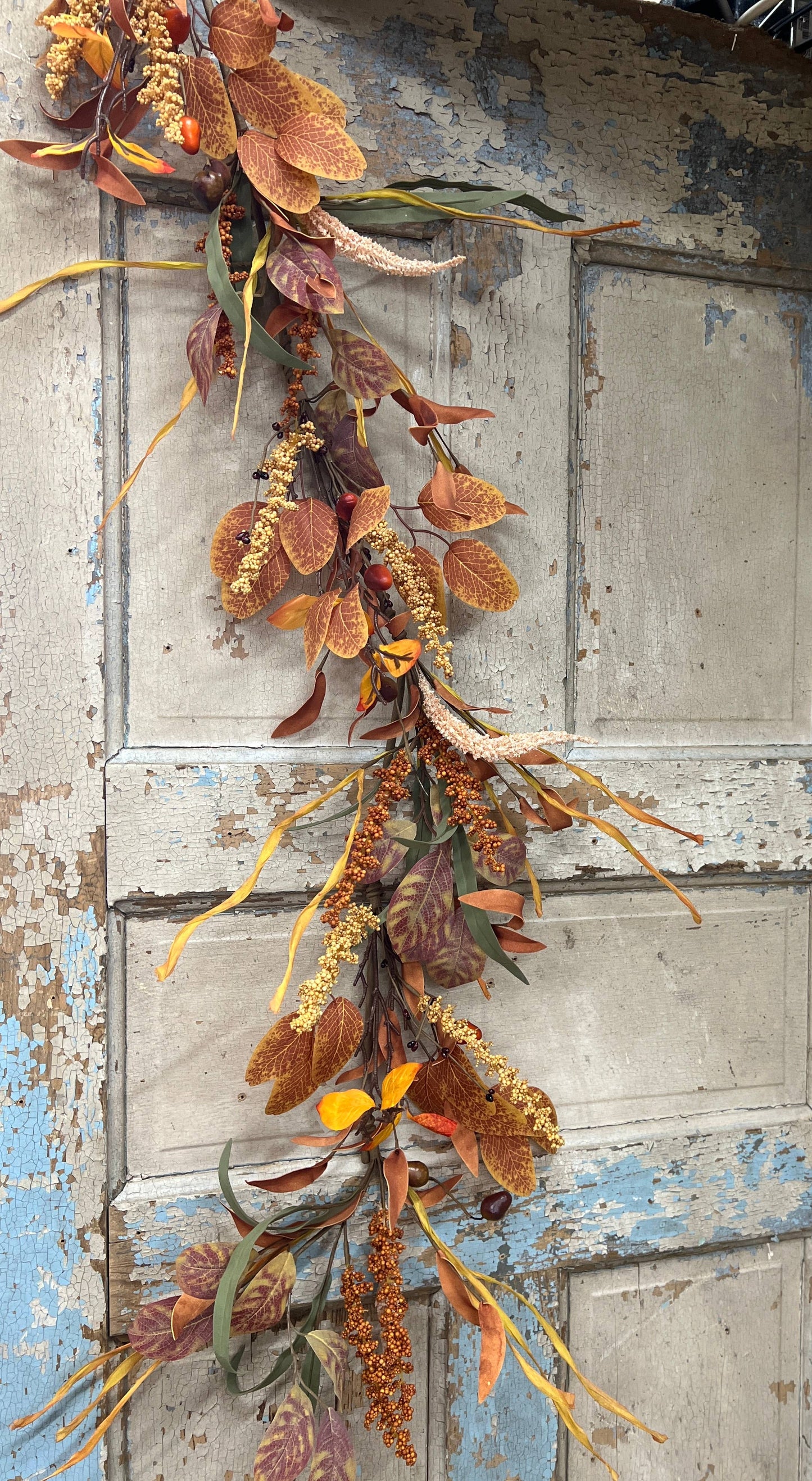 Aspen Acorn Garland