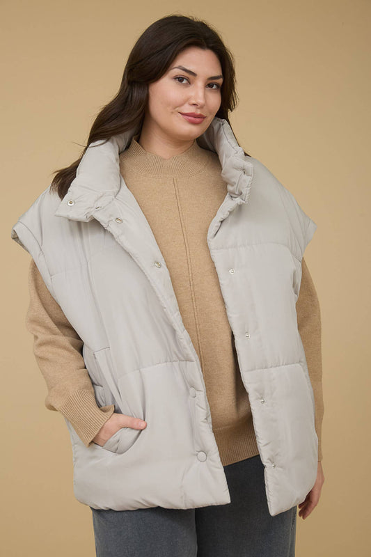 Plus Oversized Snap Front Puffer Vest