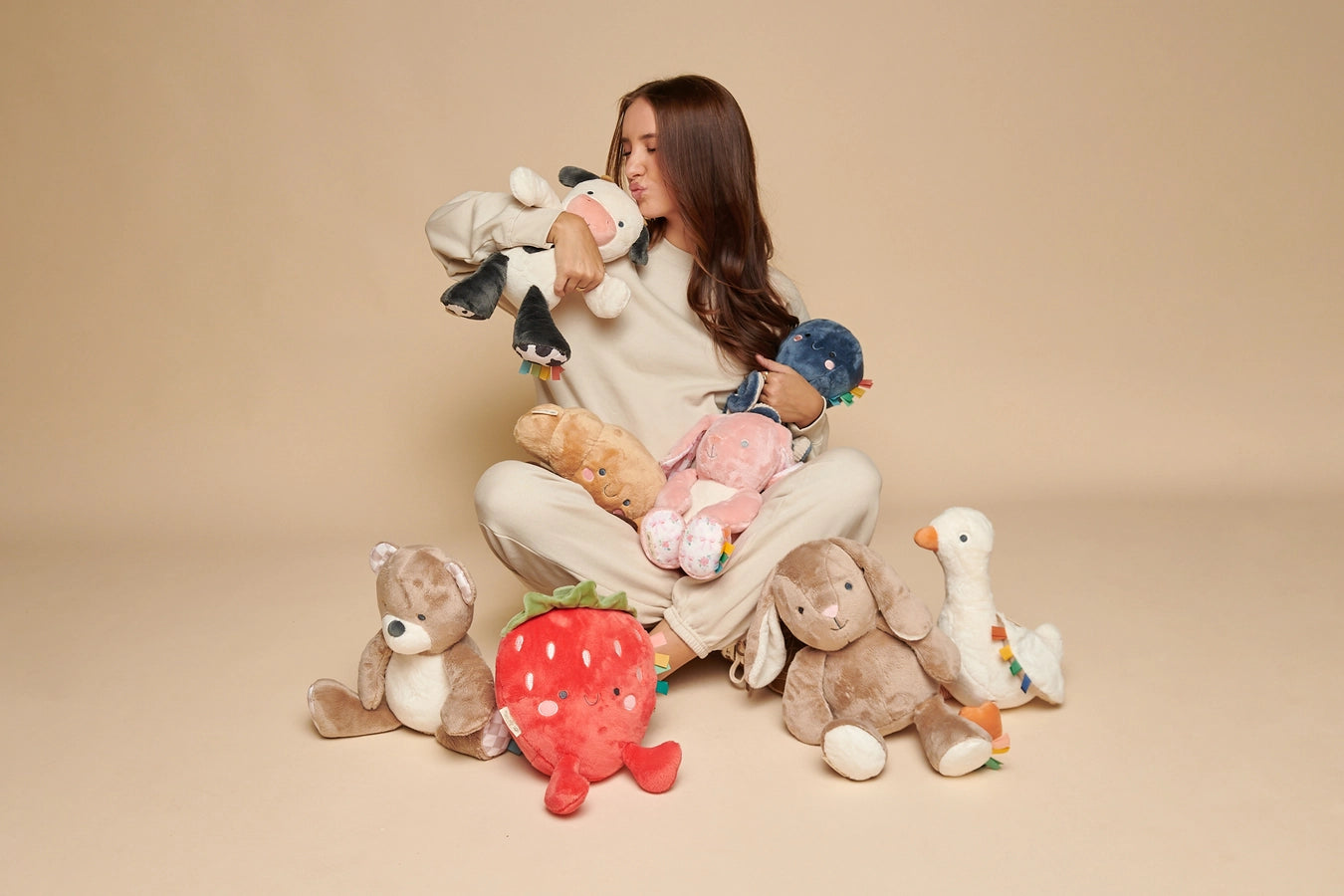 Itzy Ritzy Sweetie Snuggles Plush Friends