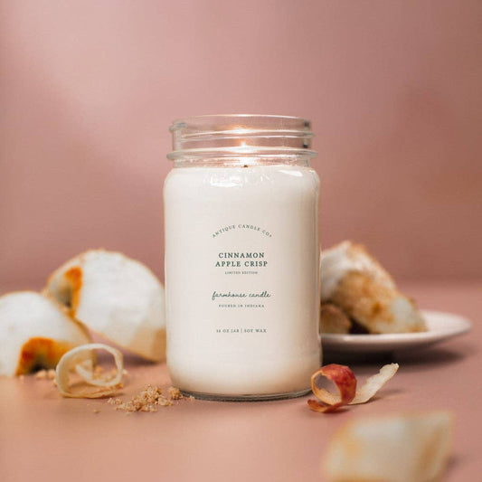 Cinnamon Apple Crisp Soy Wax Candle - Antique Candle Co.