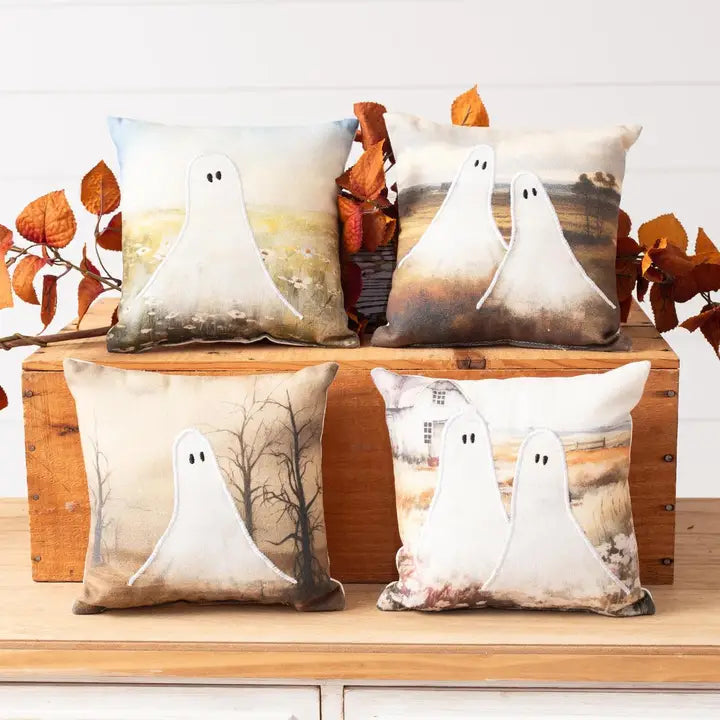 Dilly Dallying Ghost - Mini Halloween Pillows