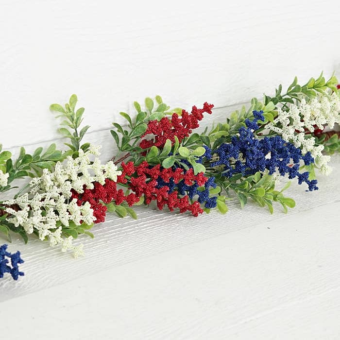 Americana in Bloom Garland