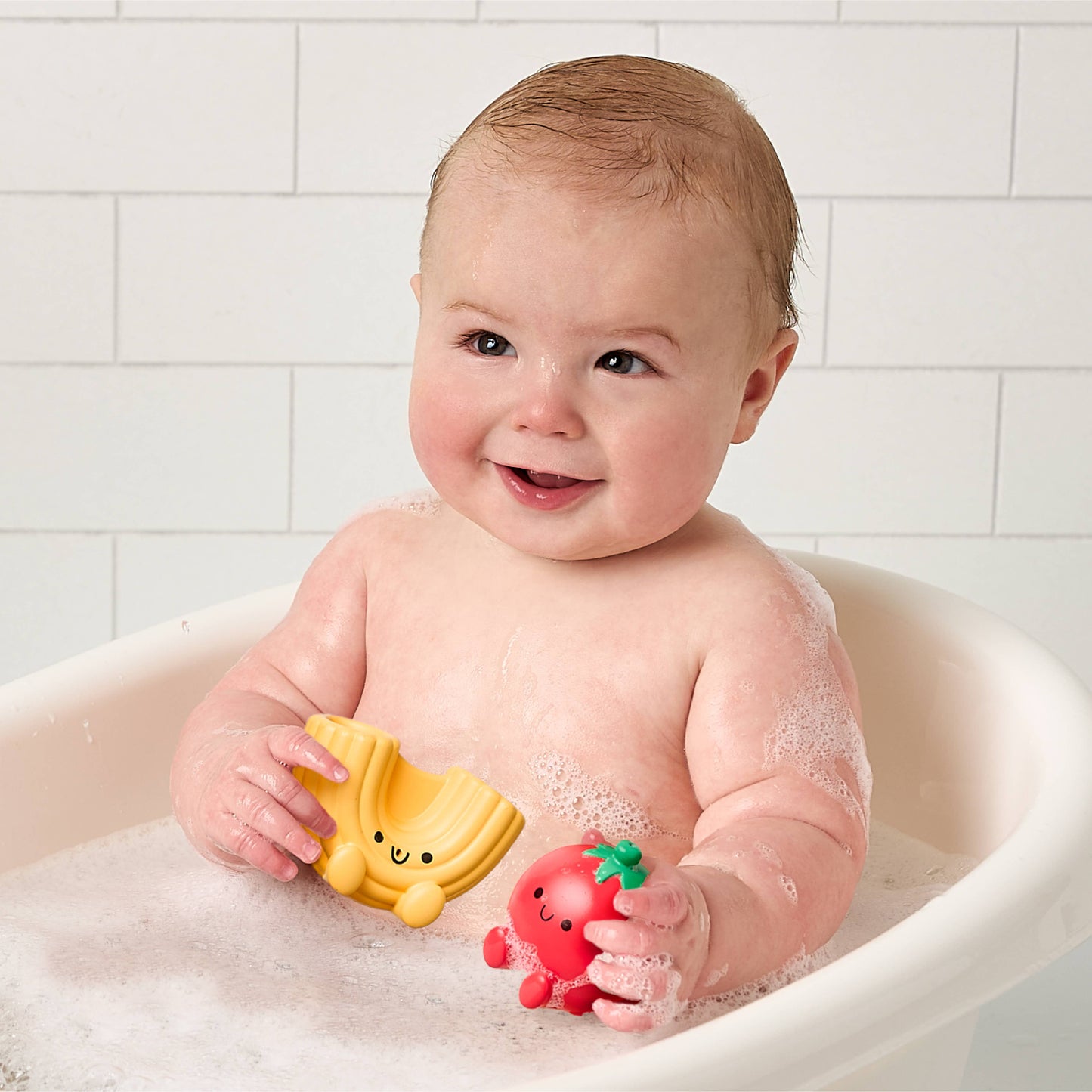 Pasta Splash Pals™ Bath Toy - Itzy Ritzy