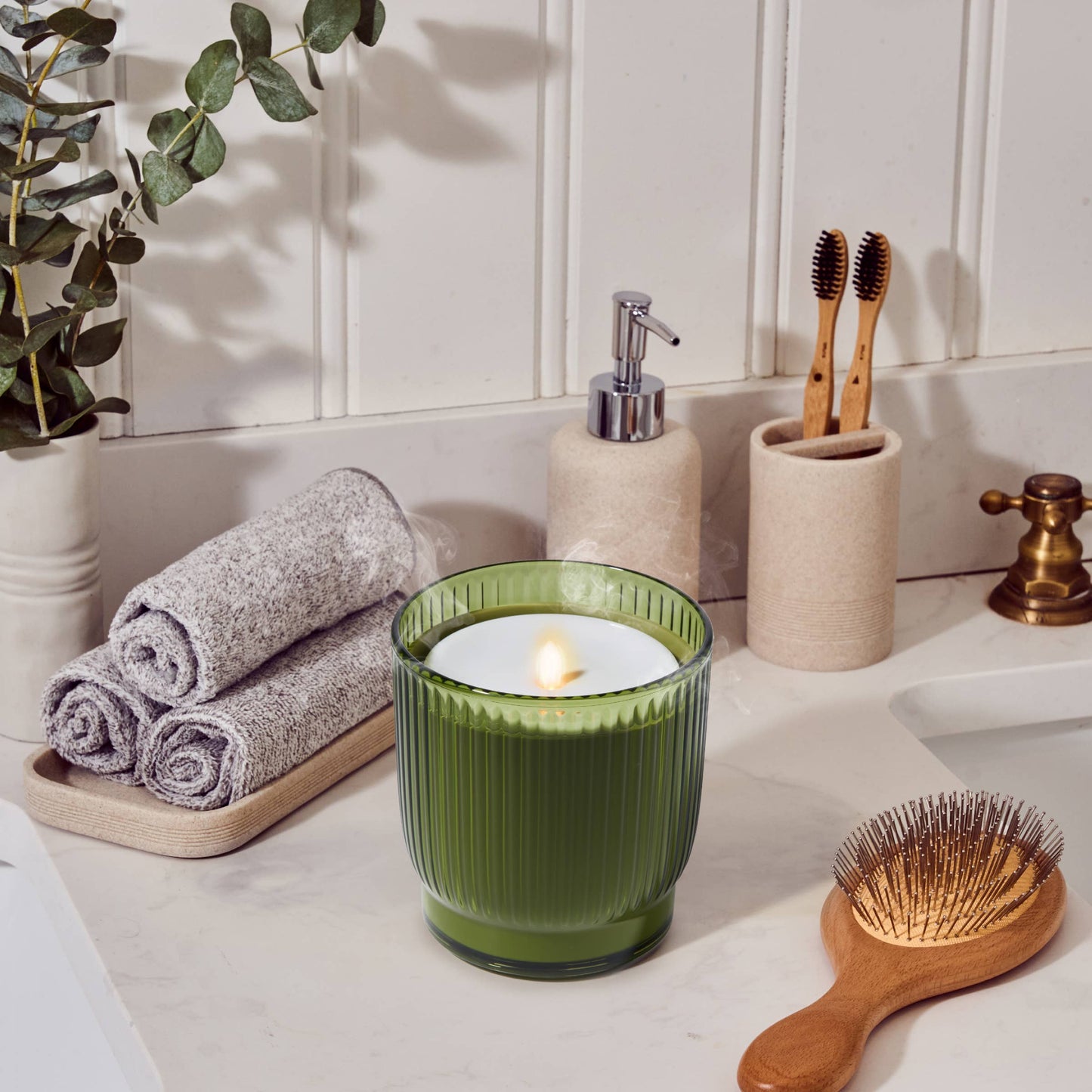 Lifelines Flameless Candle Diffuser - Olive Ribbed