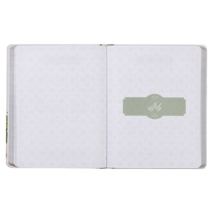 Devotional Daily Hope for a Woman's Heart Devotional - Hardcover