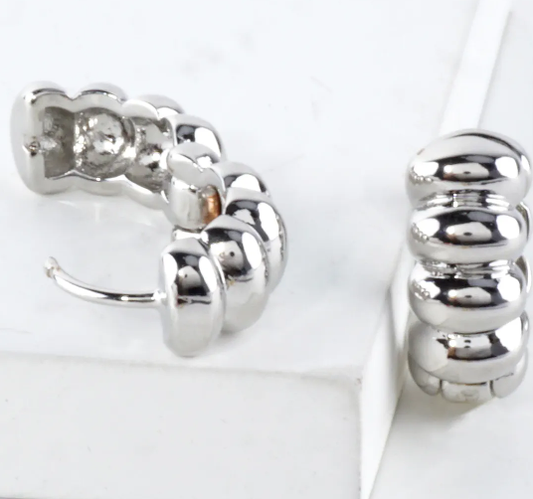 14K Gold Dipped Ribbed Huggie Hoop Earrings