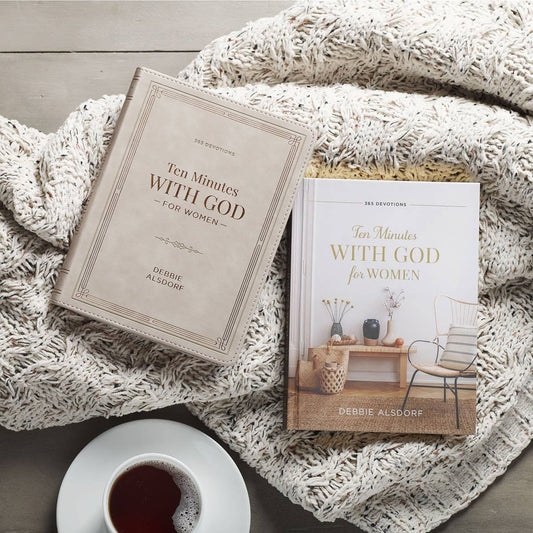 10 Minutes with God for Women Daily Devotional - Faux Leather