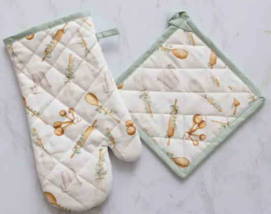 Kitchen Set Oven Mitt and Pot Holder Baking Utensil Pattern